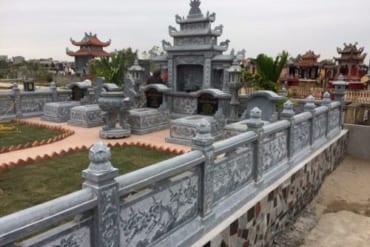 Đồ thờ đá đẹp cổ kính phù hợp tâm linh văn hóa Việt